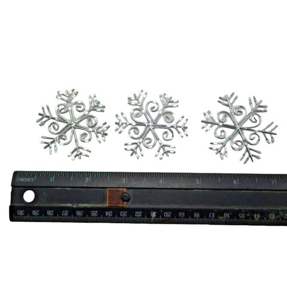 Silver Metal Snowflakes Christmas Table Decoration Craft lot 3 - Picture 3 of 3